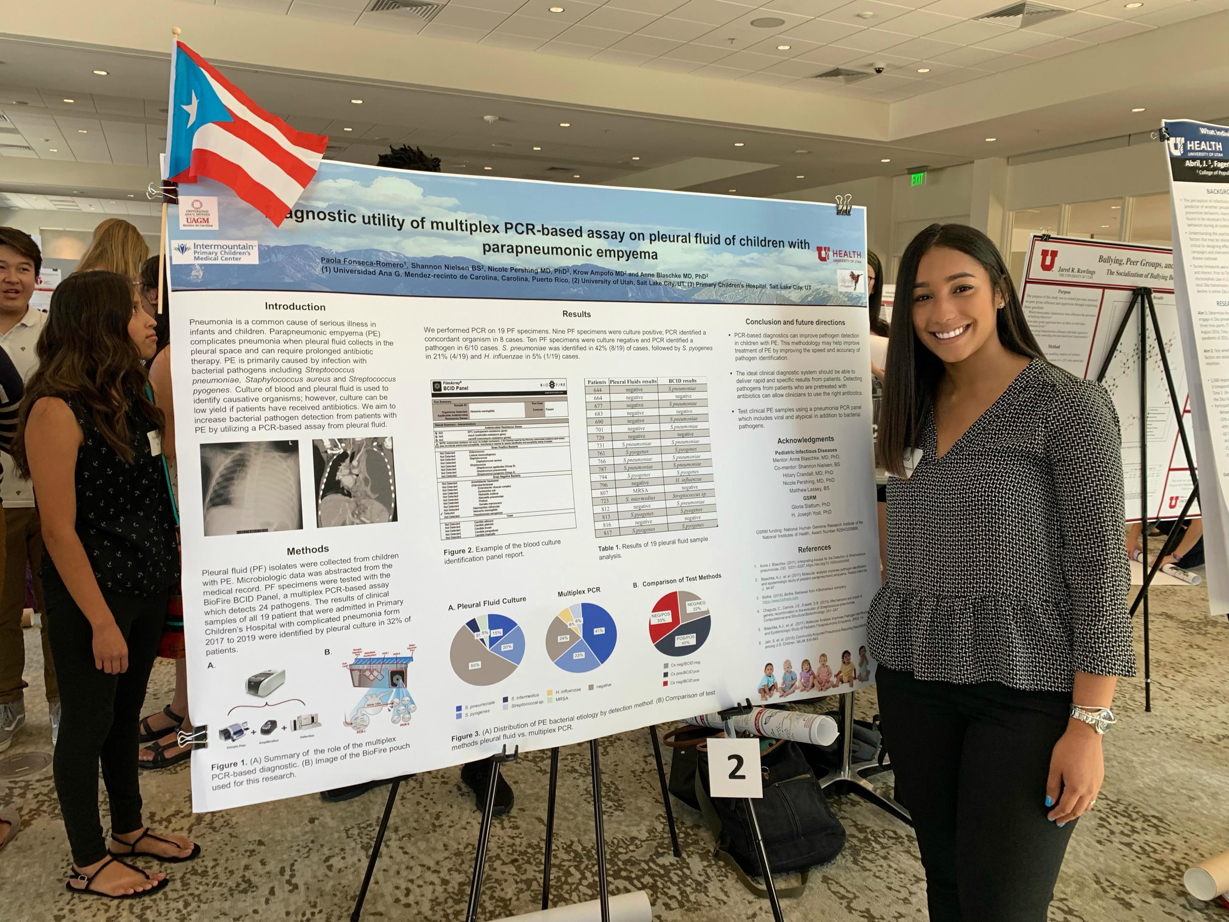 Paola Fosenca-Romero presenting GSRM research at SACNAS conference, 2019