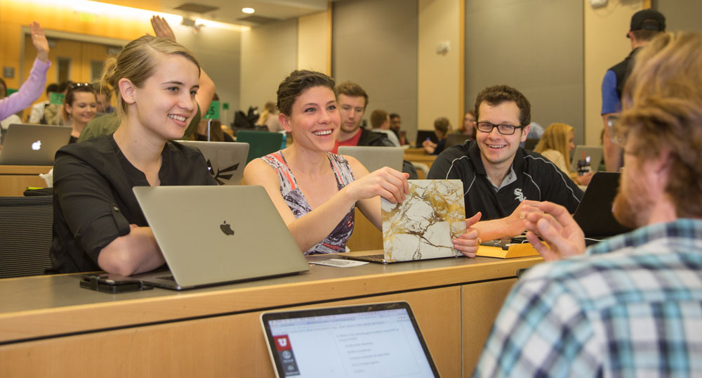 U of U medical students in classroom