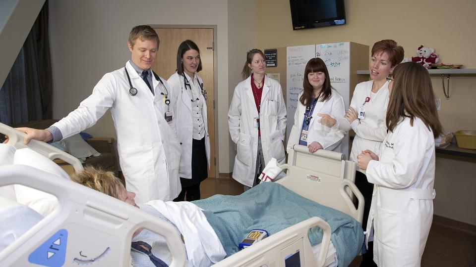University of Utah medical students doing rounds.
